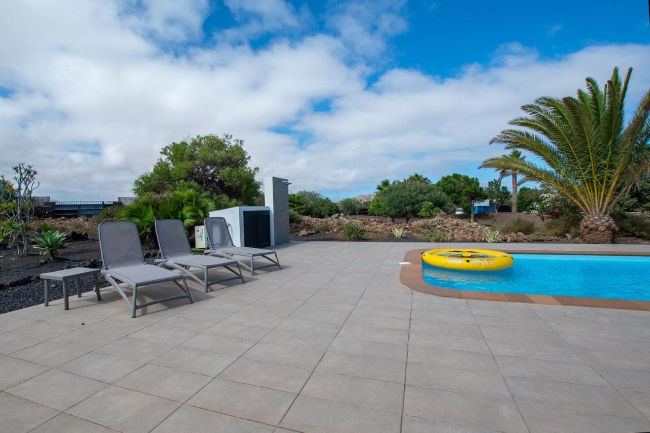Wind Wave 28B - Heated & Shared Pool Villa La Oliva Exteriör bild